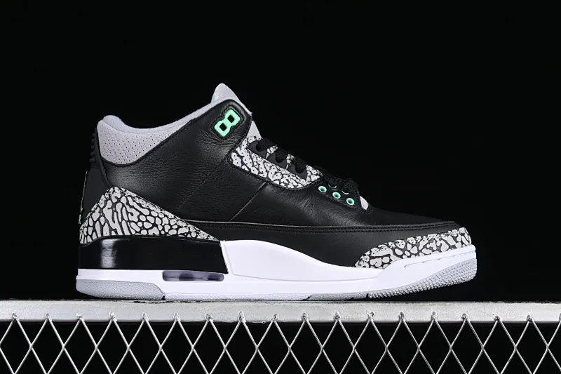 All categories Air Jordan Jordan series basketball shoes Air Jordan 3 LW version Air Jordan 3 "Green Glow" AJ3 Joe 3 black and green CT8532-031